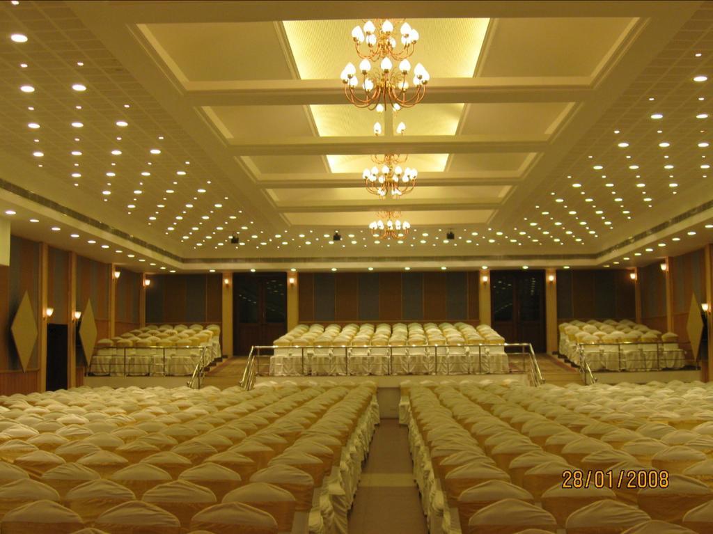 The Quilon Beach Hotel&centro de convenciones Kollam Exterior foto