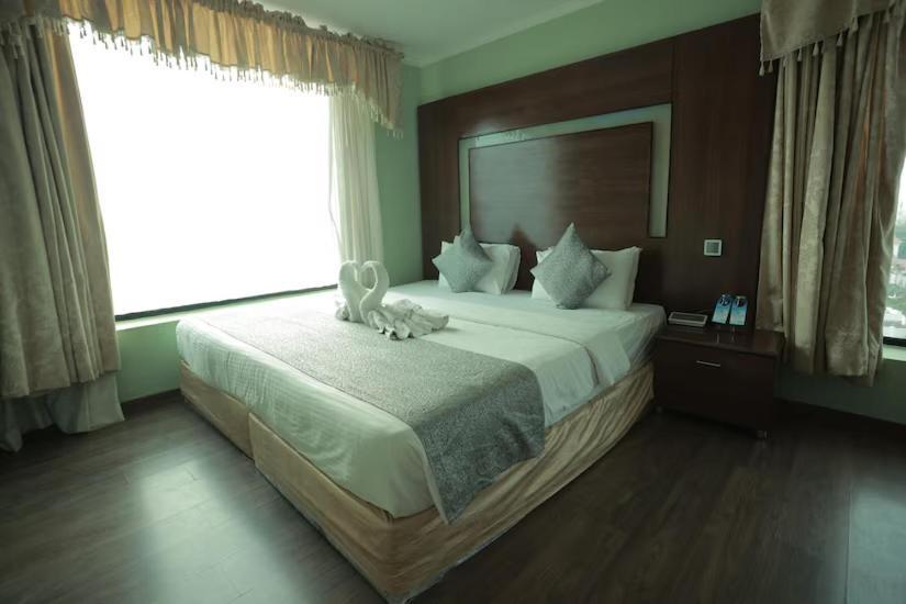 The Quilon Beach Hotel&centro de convenciones Kollam Exterior foto