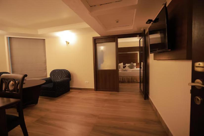 The Quilon Beach Hotel&centro de convenciones Kollam Exterior foto