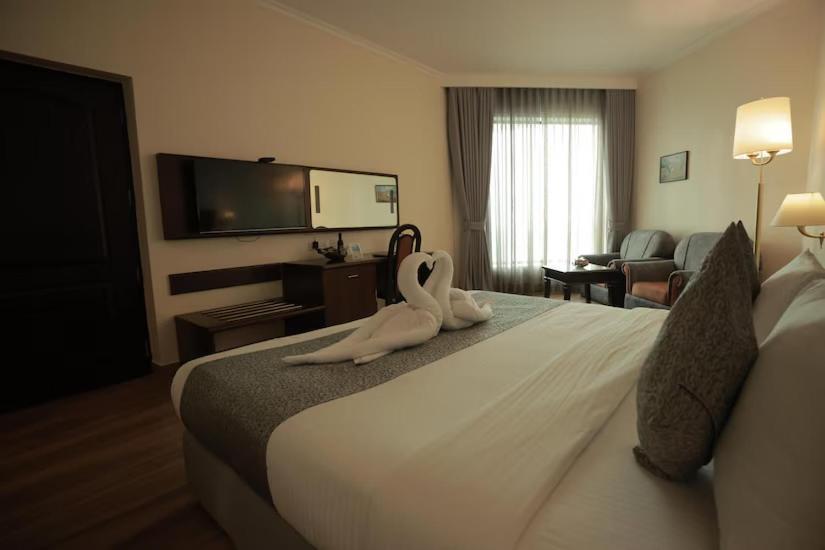 The Quilon Beach Hotel&centro de convenciones Kollam Exterior foto